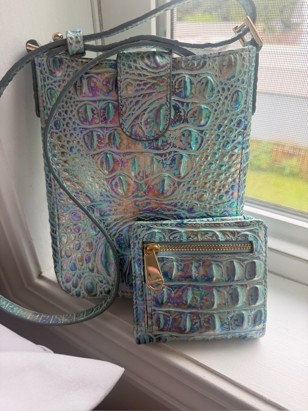 Brahmin ***RARE***
 Wonderland Shimmering Marley, & Jane Wallet Set